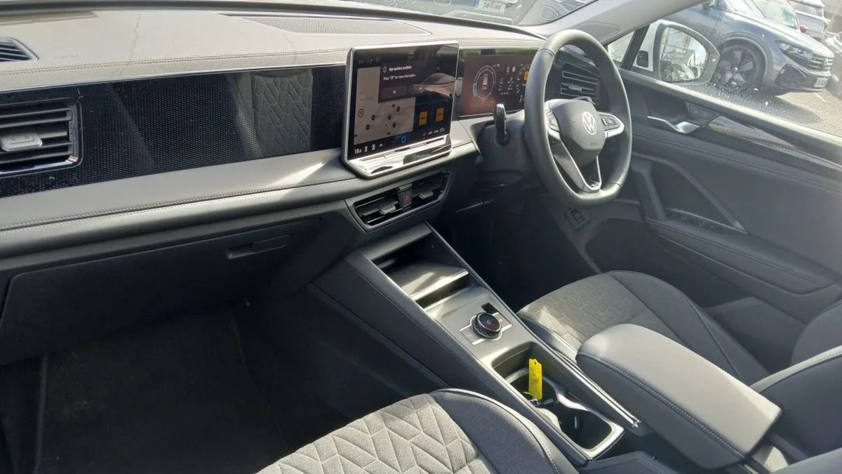 Volkswagen Tiguan EDITION 75 2.0TDI DSG 150HP **AU - Image 3