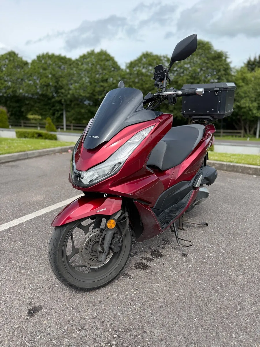 Honda PCX - Image 1