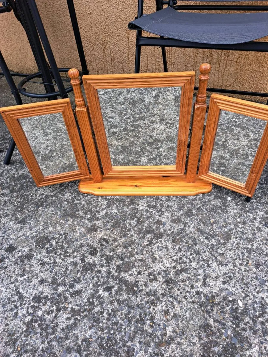 Lovely triptych mirror - Image 1