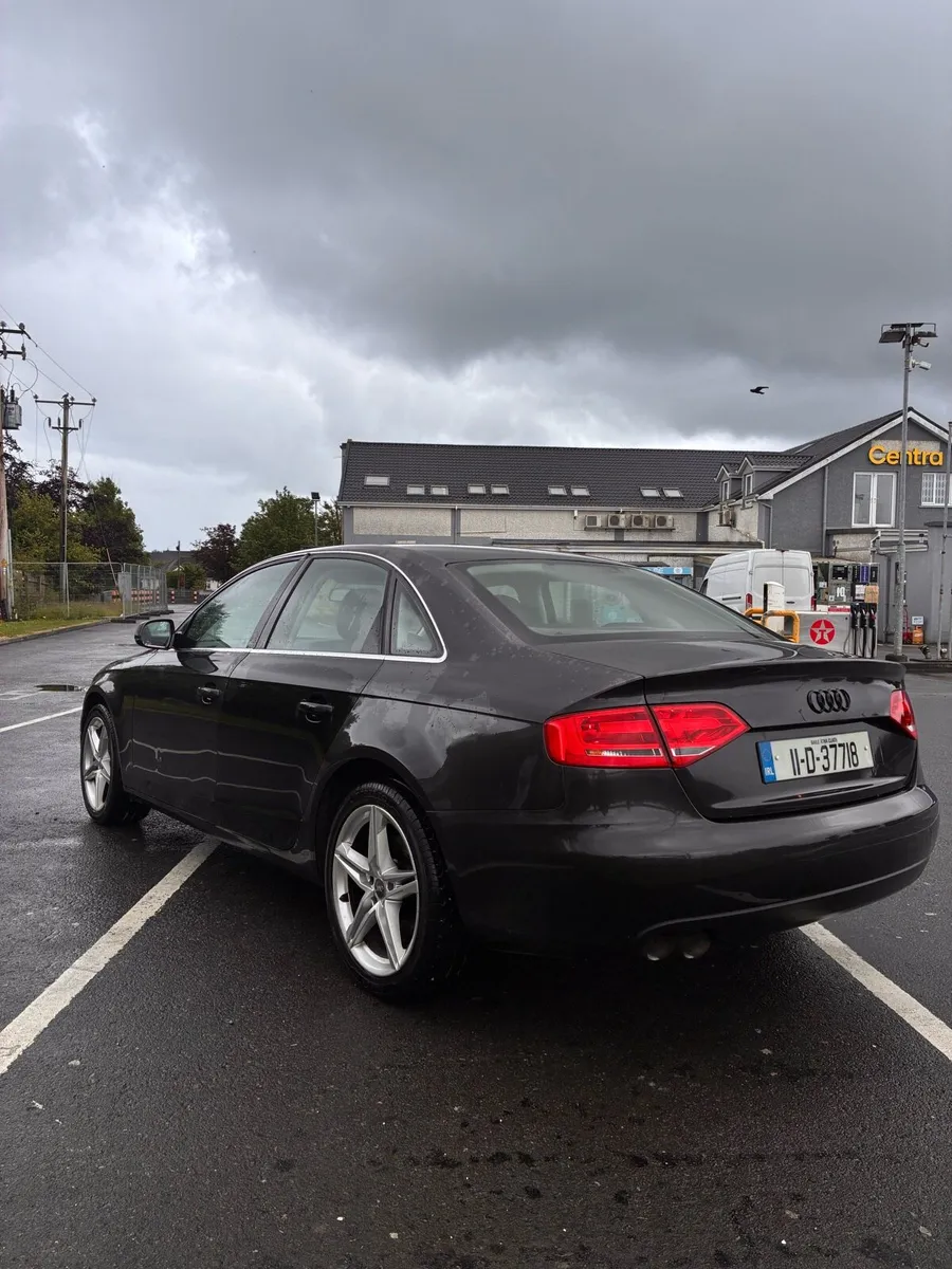 Audi A4 - Image 2