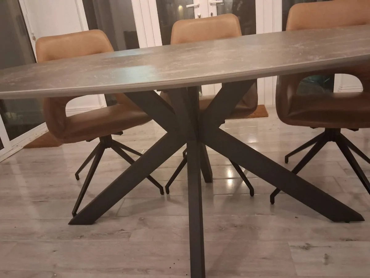 Dining Table - Image 3