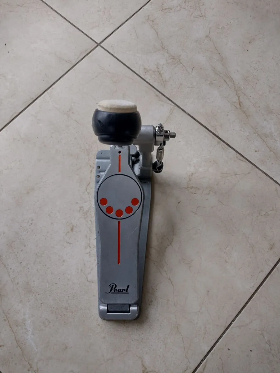 Pearl P-930 bass drum pedal. - Image 2