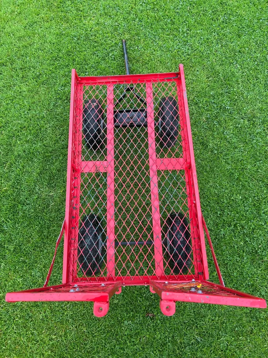 Mini car transporter for a child - Image 3