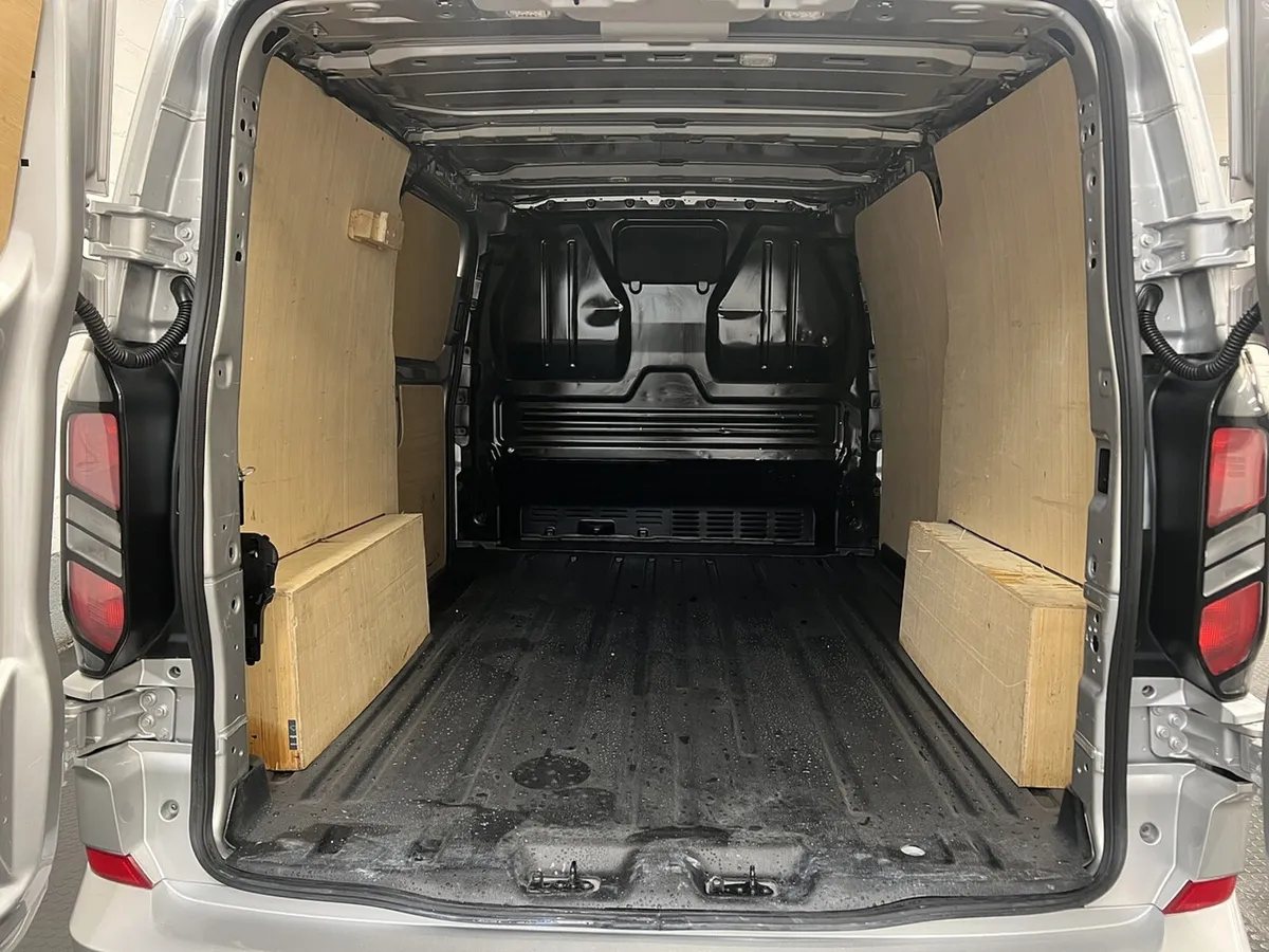 2024 Ford Transit Custom Panel Van - Image 2