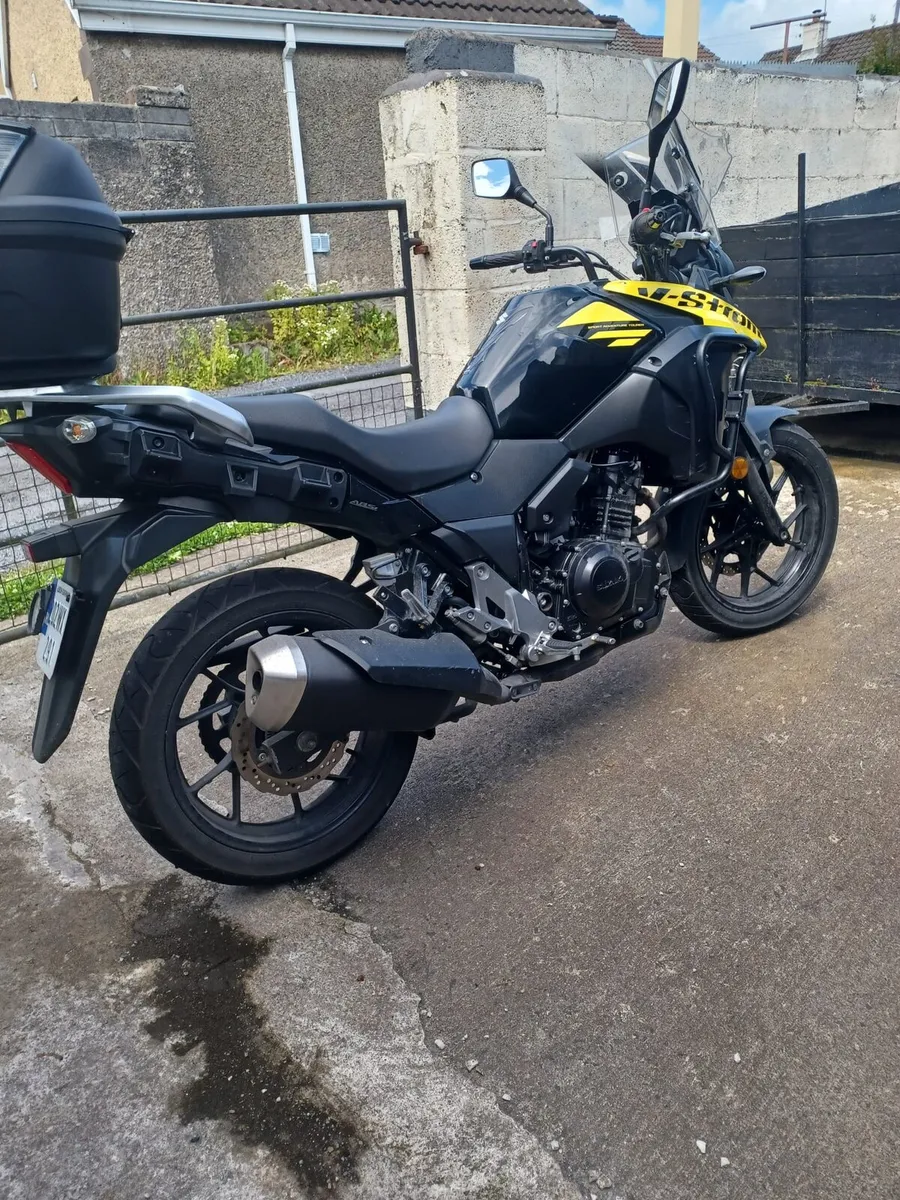 Suzuki V-Storm 250 - Image 1