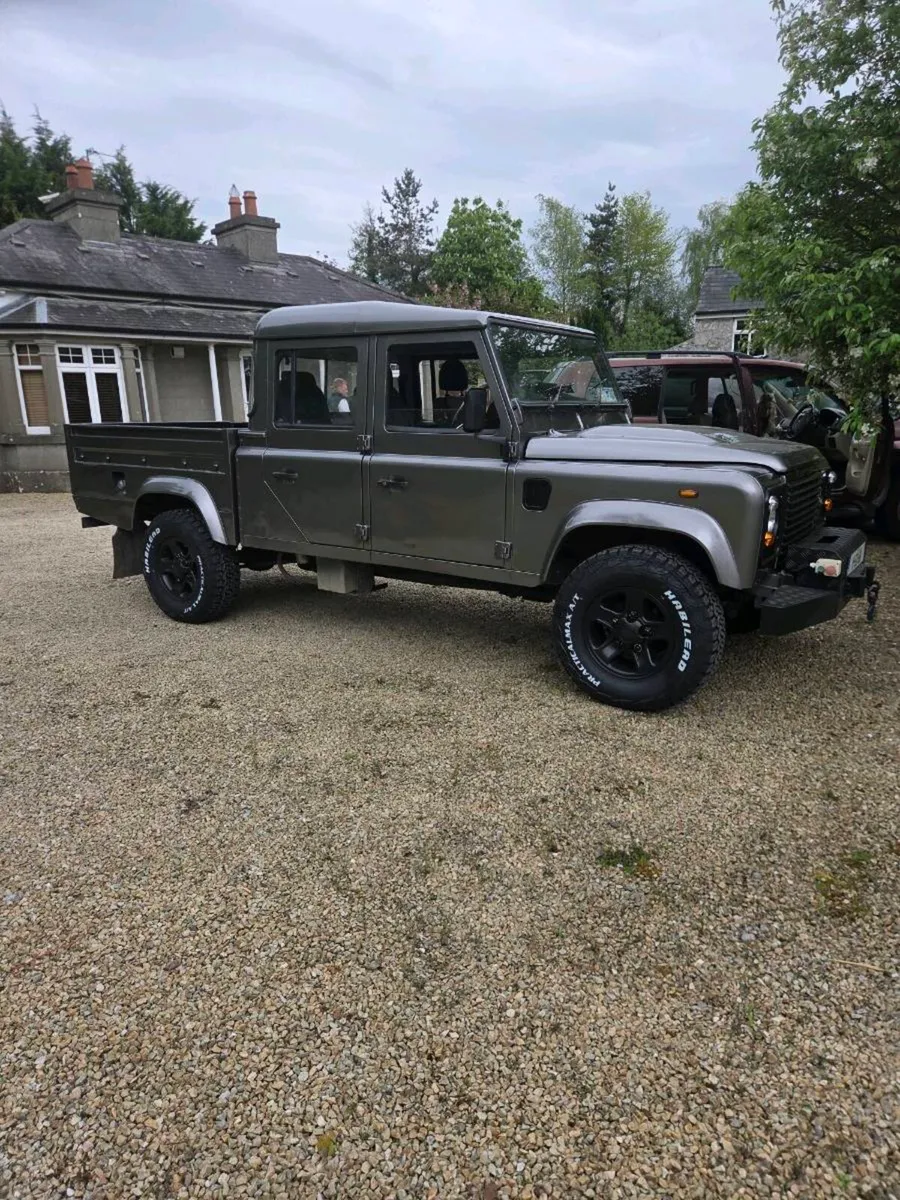 Land Rover defender 130 - Image 3