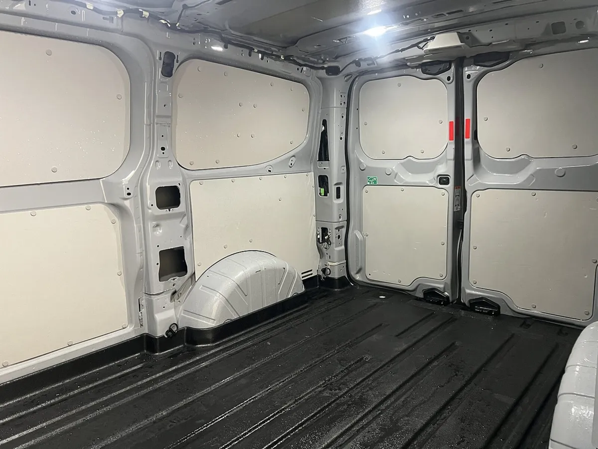 2024 Ford Transit Custom Panel Van - Image 3