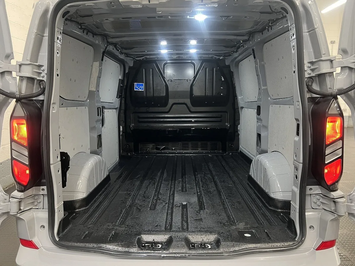 2024 Ford Transit Custom Panel Van - Image 2