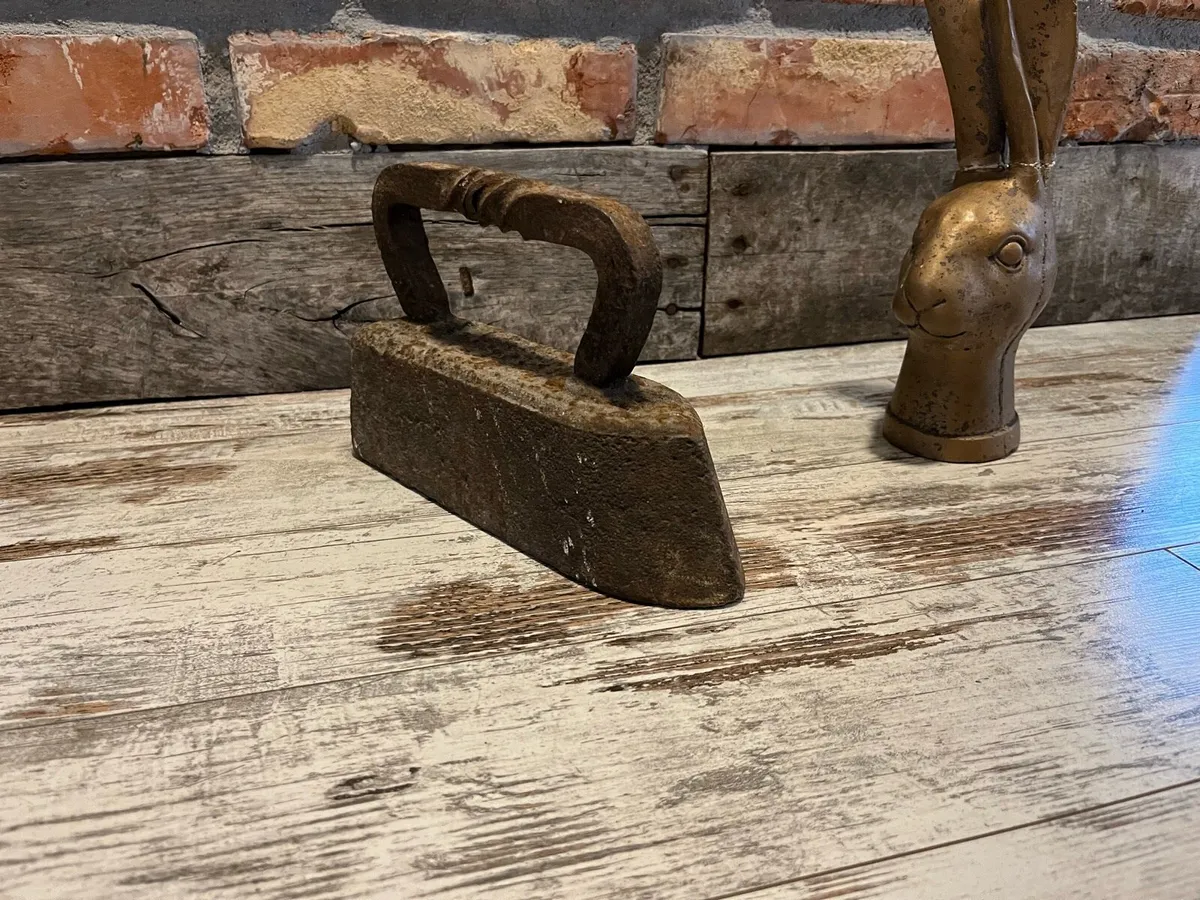 Vintage iron - Image 1