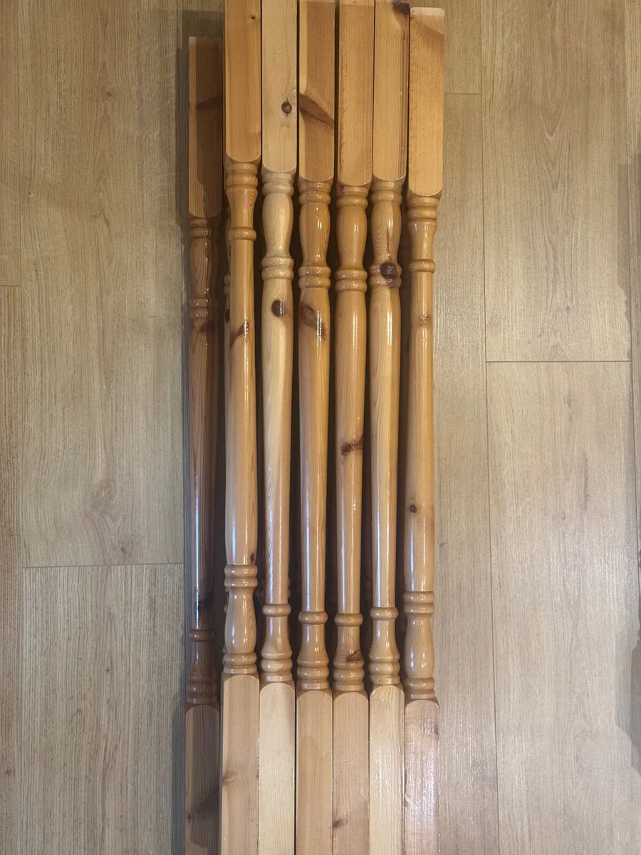 Balusters and newels. - Image 4