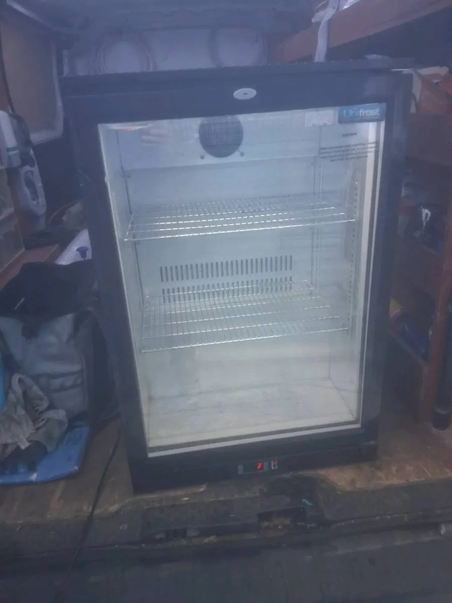 Undercounter fridge - Image 2