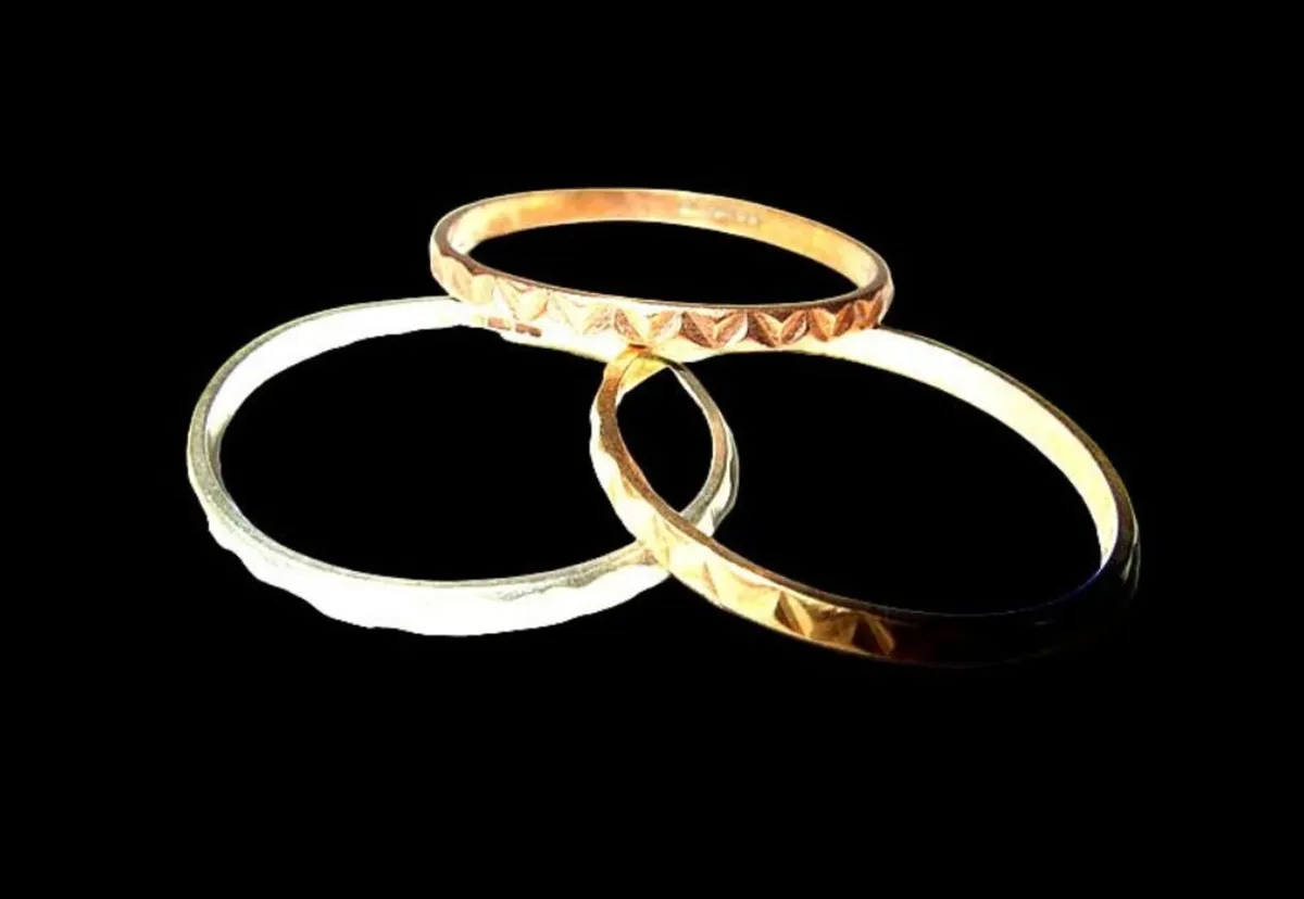 Vintage Hallmarked 9k Rose/White/Yellow Gold Rings - Image 4