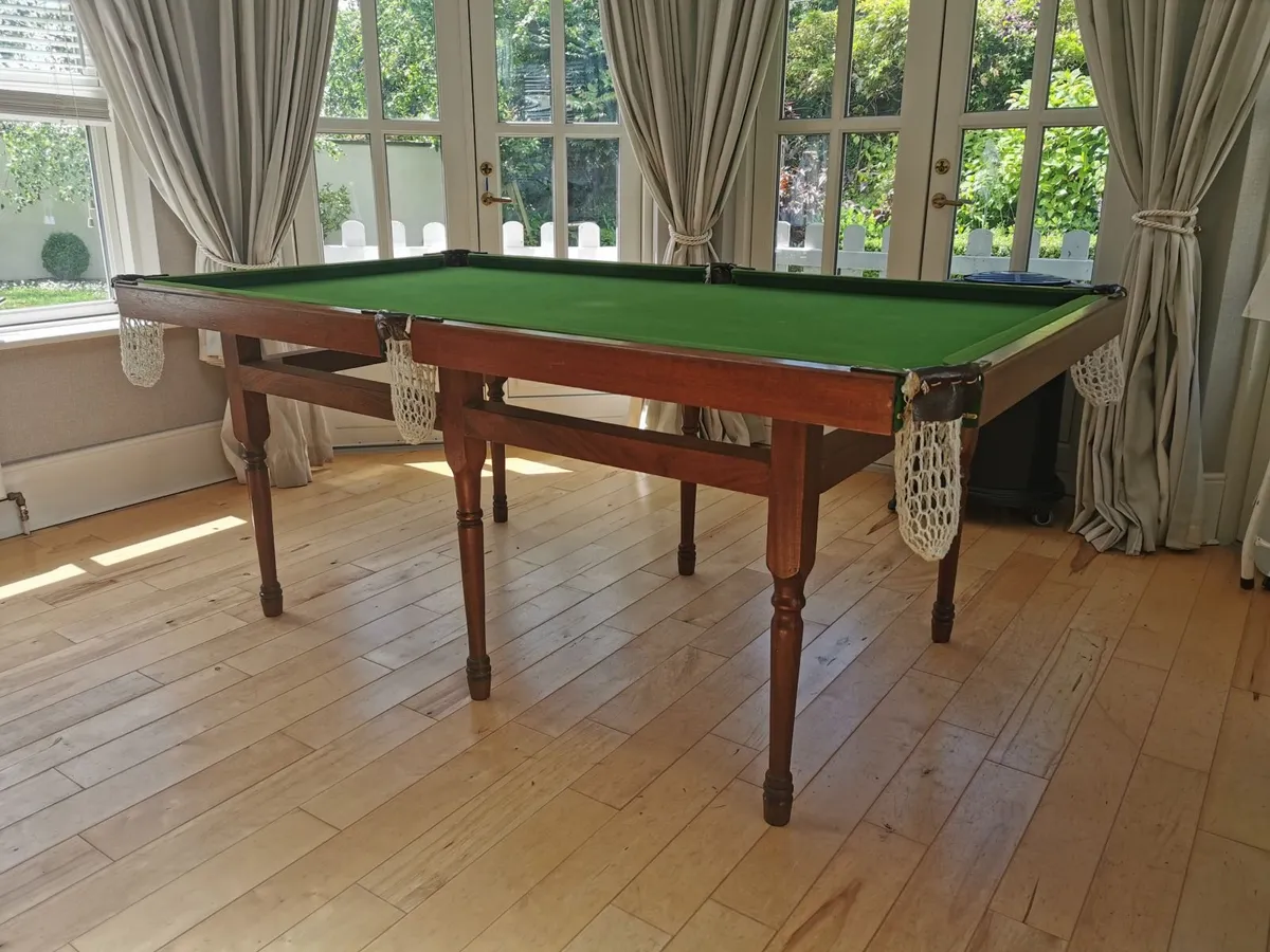 POOL TABLE - Image 1