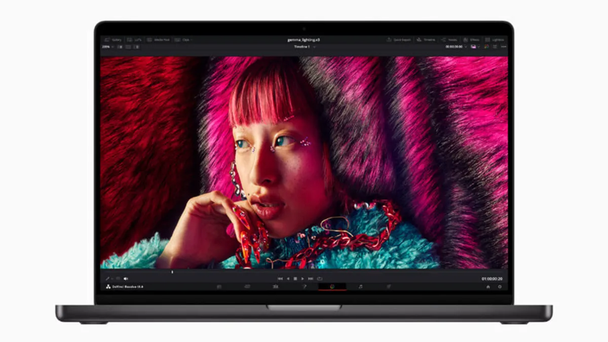 Apple MackBook Pro M3  512 gb Silver - Image 3