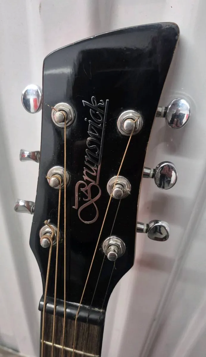 Brunswick BT200 Travel Size Acoustic Guitar - Image 3