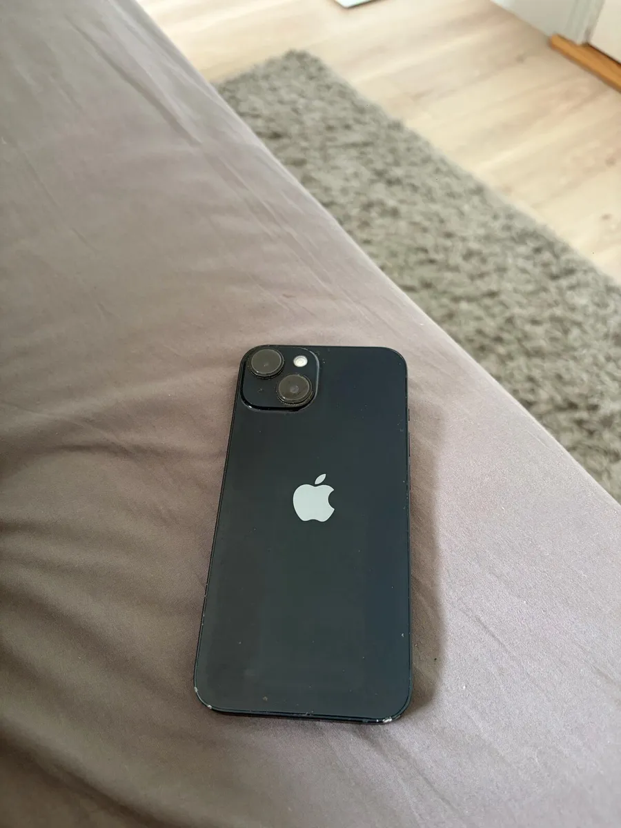 iPhone 14 - Image 1