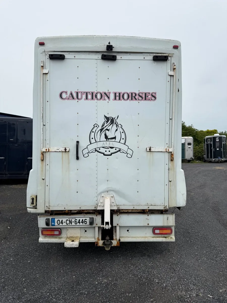 Horse lorry - Image 4