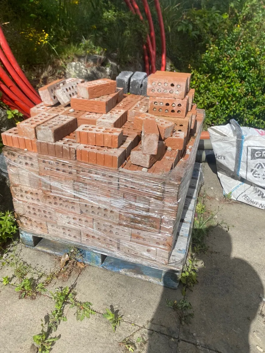 bricks - Image 2
