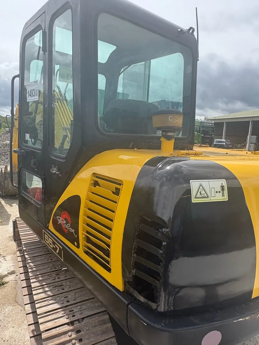 Hyundai Digger 55-7 - Image 4