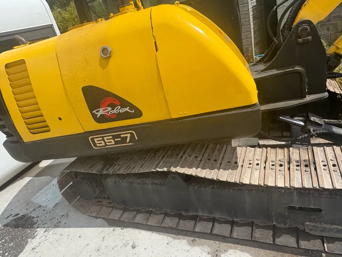 Hyundai Digger 55-7 - Image 2