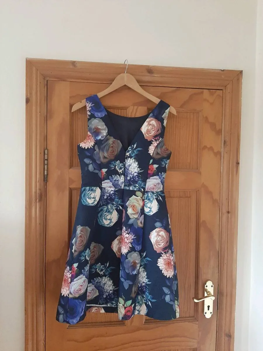 Oasis dress - Image 1