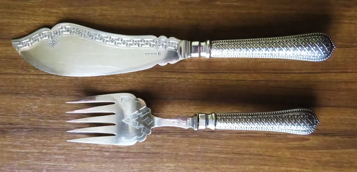 Fish Serving Set - Image 2