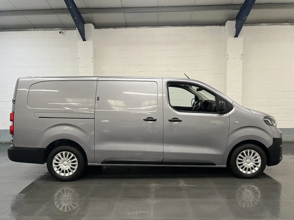 2024 Toyota ProAce Panel Van - Image 1