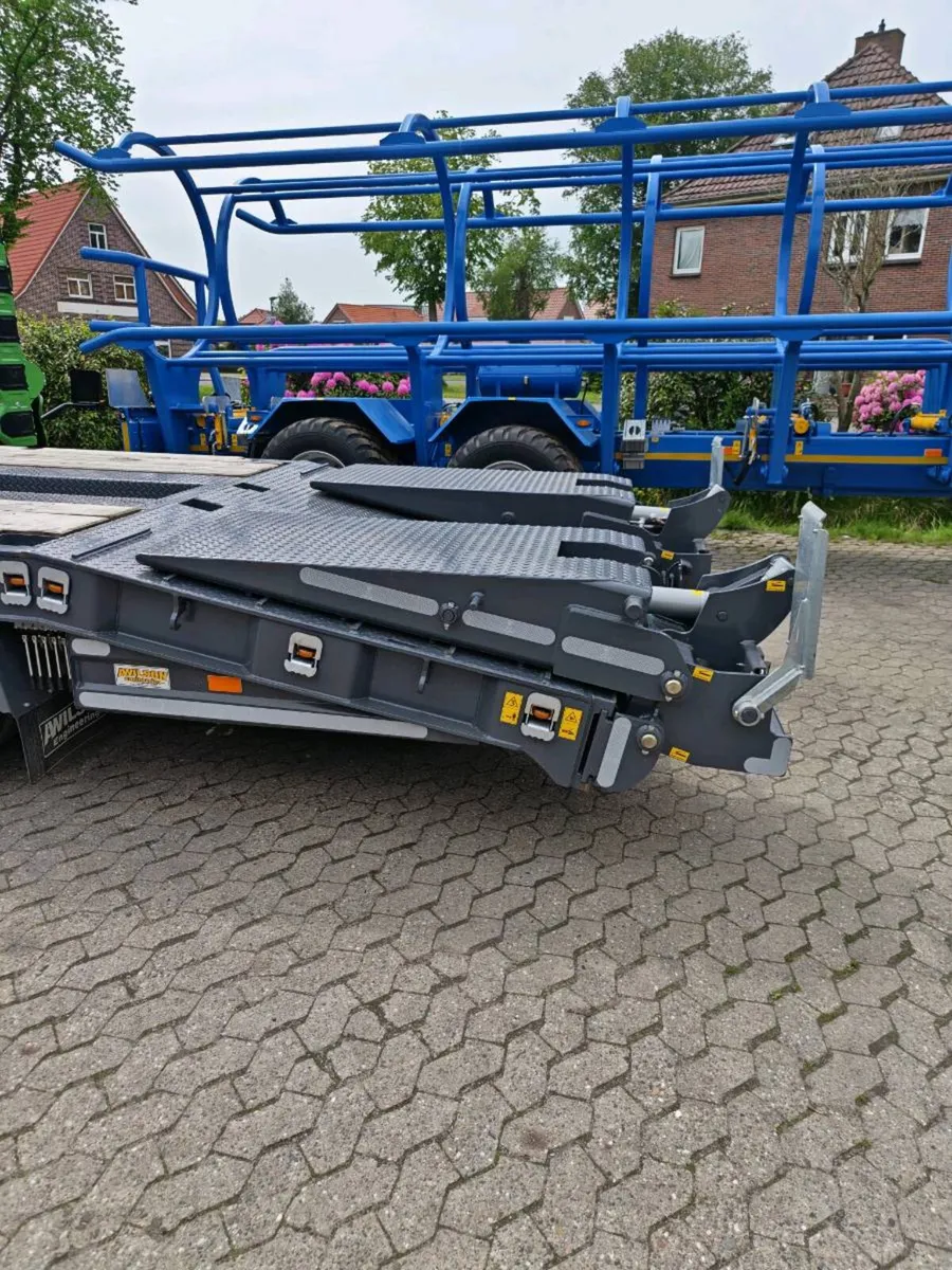 Wilson Engineering 3-Axle Low Loader - Image 3