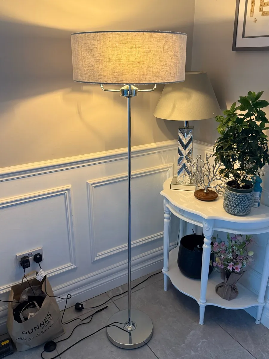 Floor Lamp - Image 3
