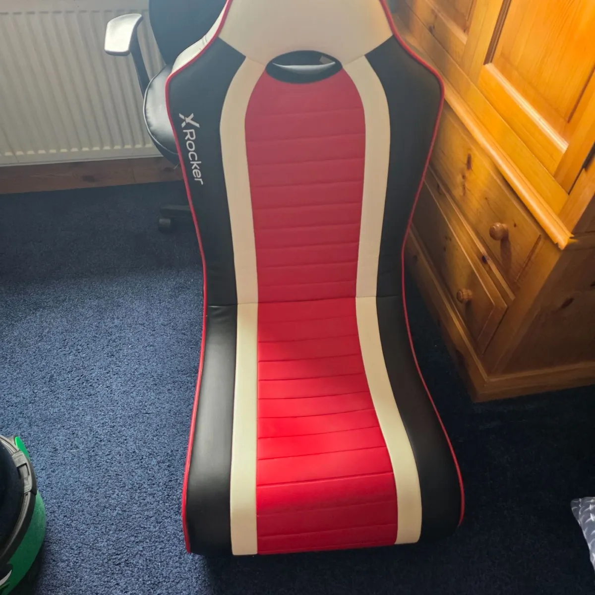 Gaming chair - Image 1
