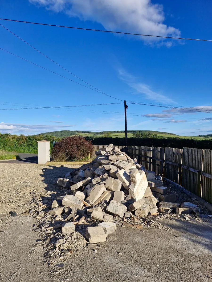 Cement blocks free to collect - Image 1