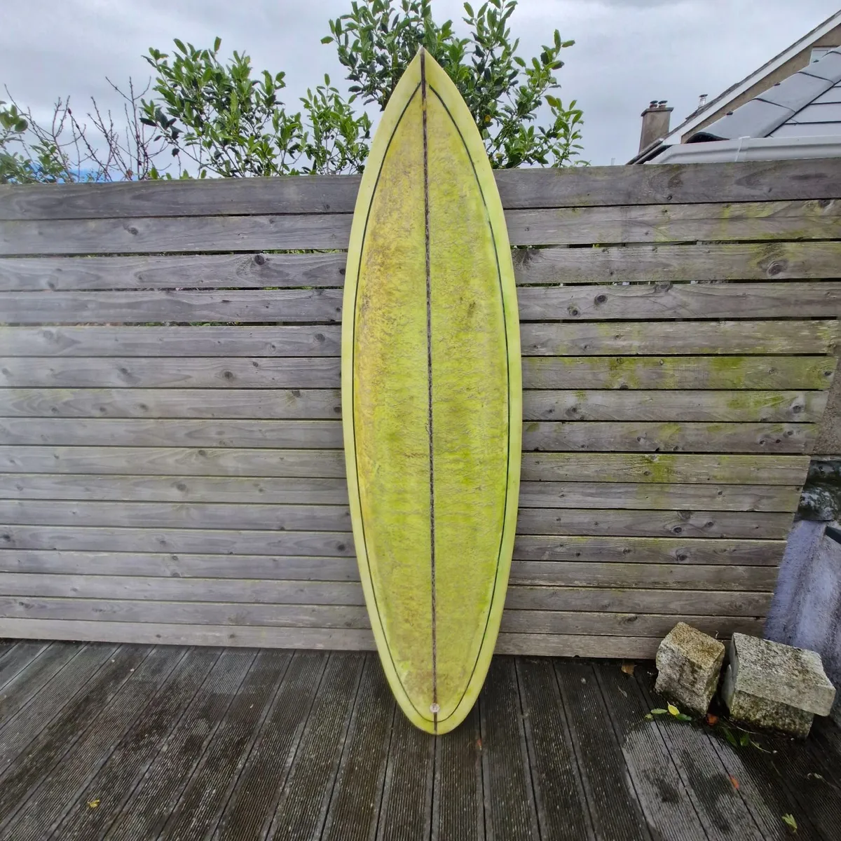 Surfboard 6'10 - 50 euros - Image 1