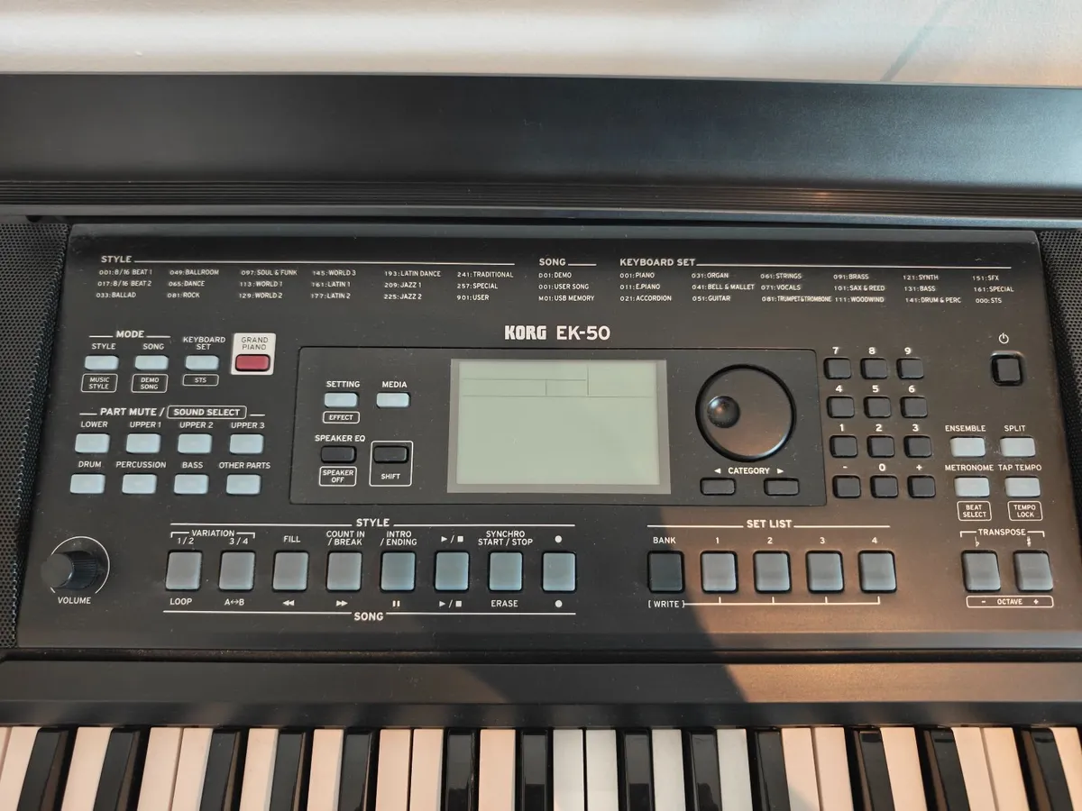 Korg EK50 Keyboard - Image 2