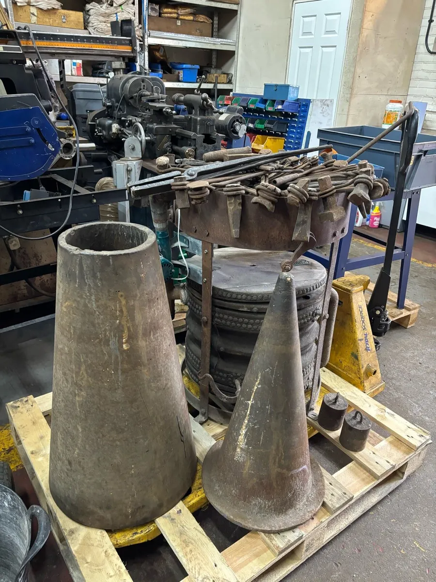 BLACKSMITHS FORGE TOOLING @ Stadbally rally - Image 2
