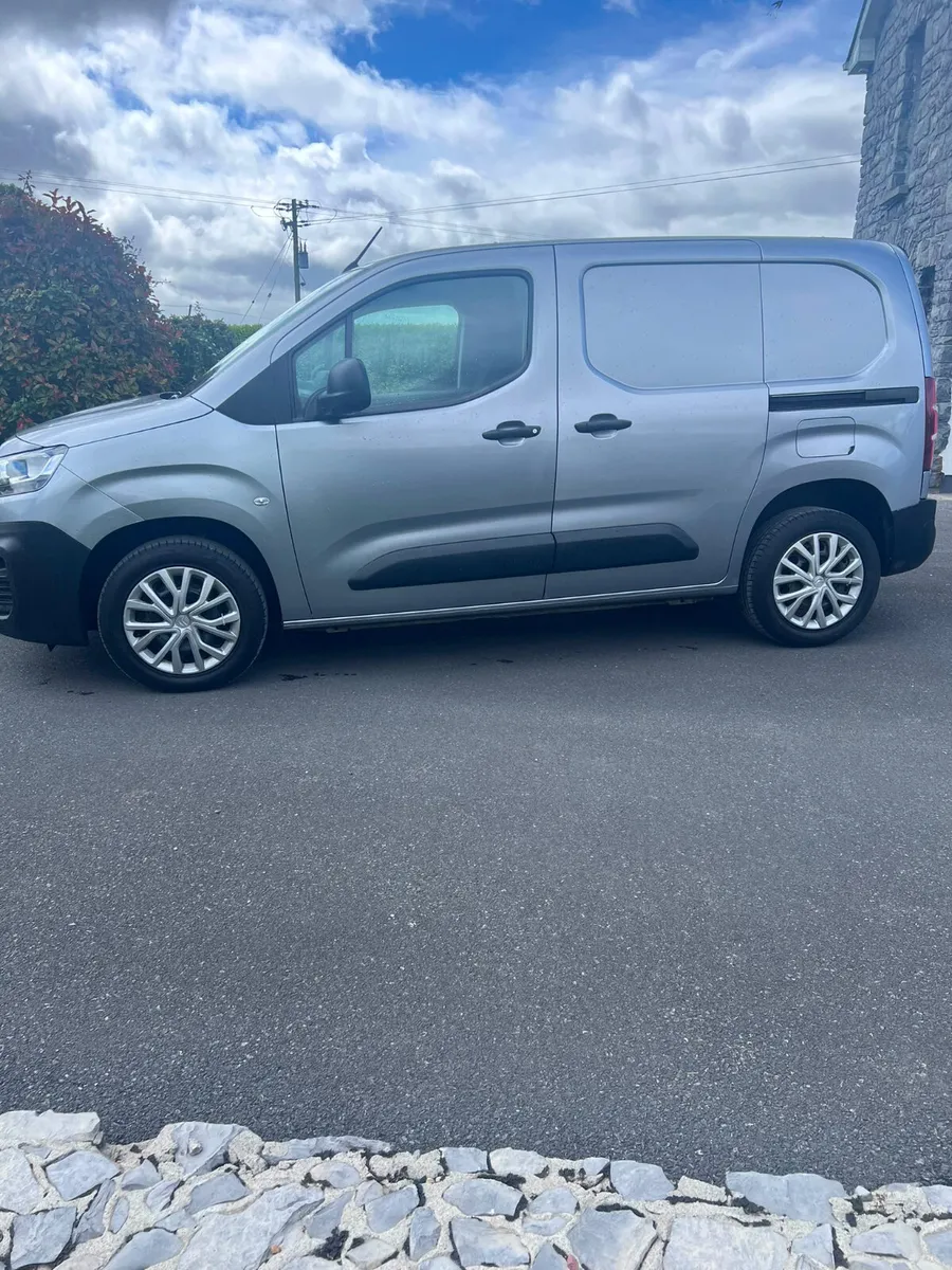 Citroen Berlingo 2021 - Image 4