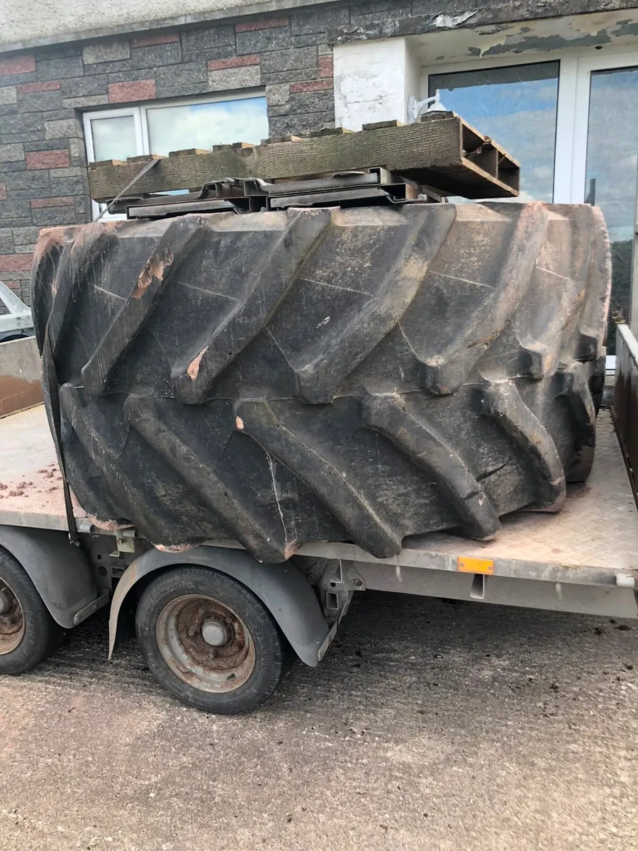 Trelleborg Tyre 90% - Image 2