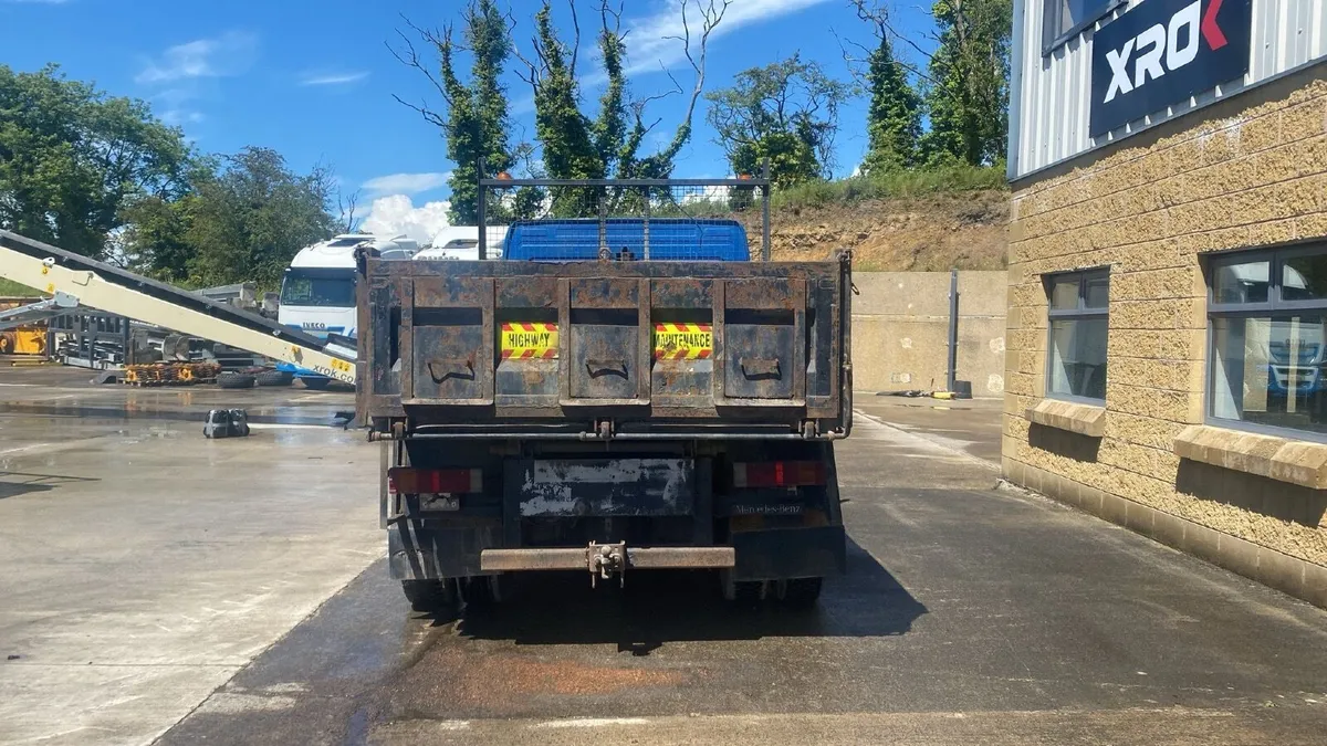 Mercedes-Benz 1523 Atego 4x2 Tipper 15ton - Image 4