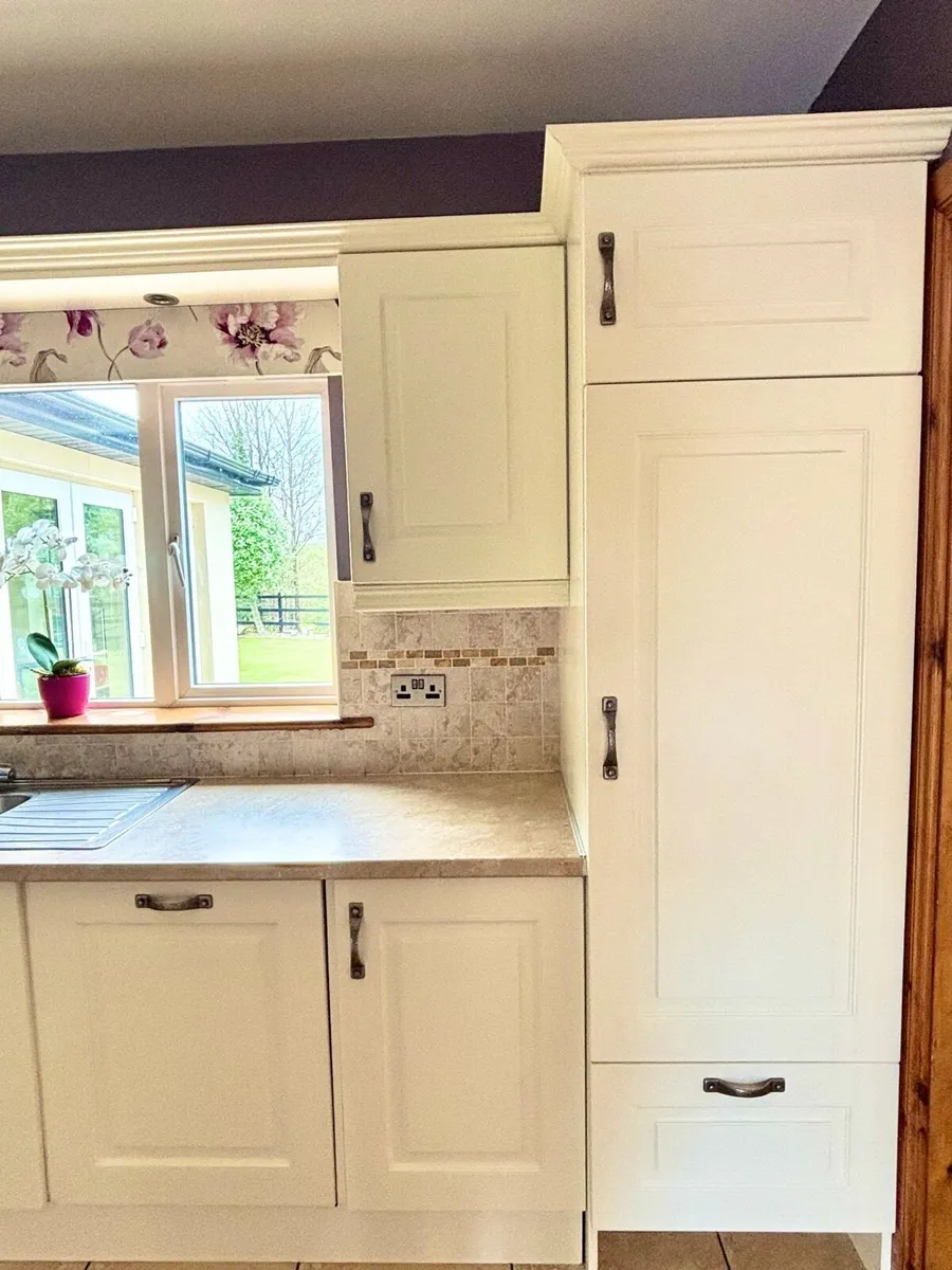 Kitchen - Image 2