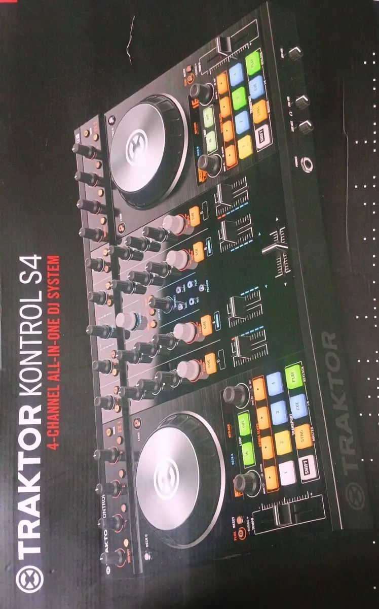 Native Instruments Traktor Kontrol S4 MK2 + Pionee - Image 2