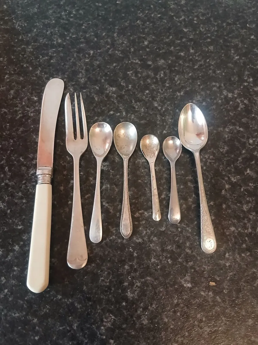 Old items - Image 3