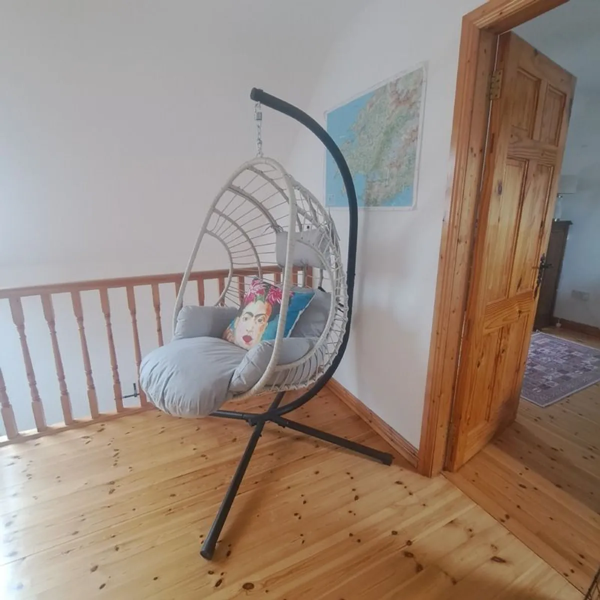 Hanging Egg Chair - Image 3