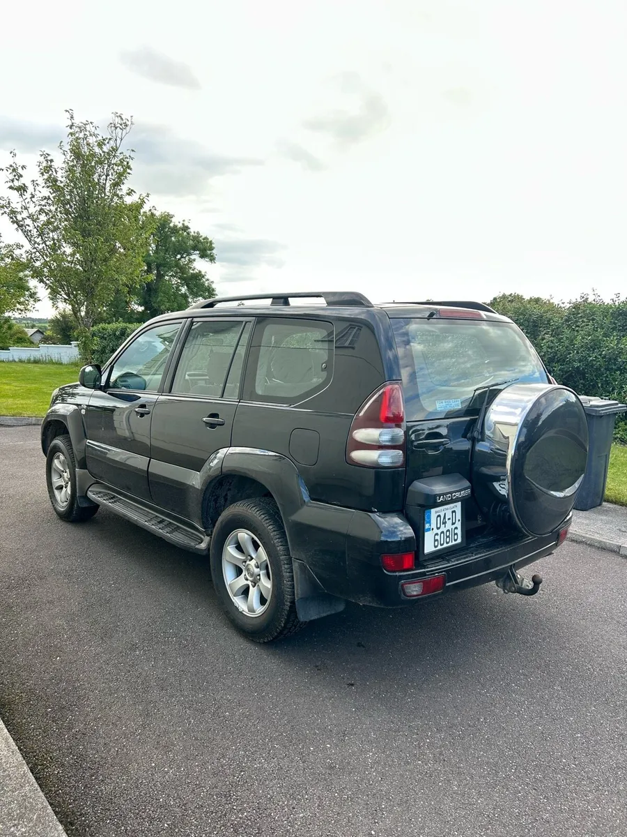 Toyota landcruiser crewcab - Image 4