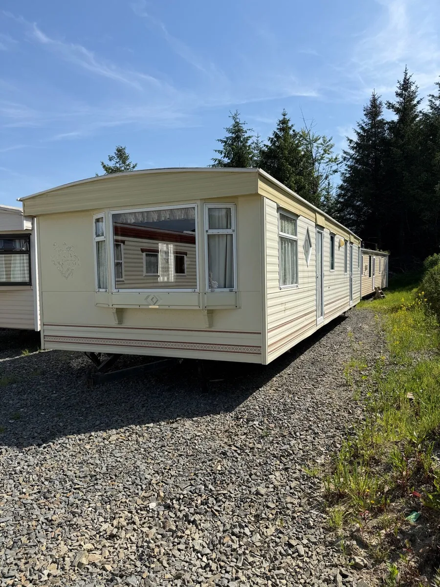 Atlas Diamond Super 35 x 12 x 2 Bed - Image 1