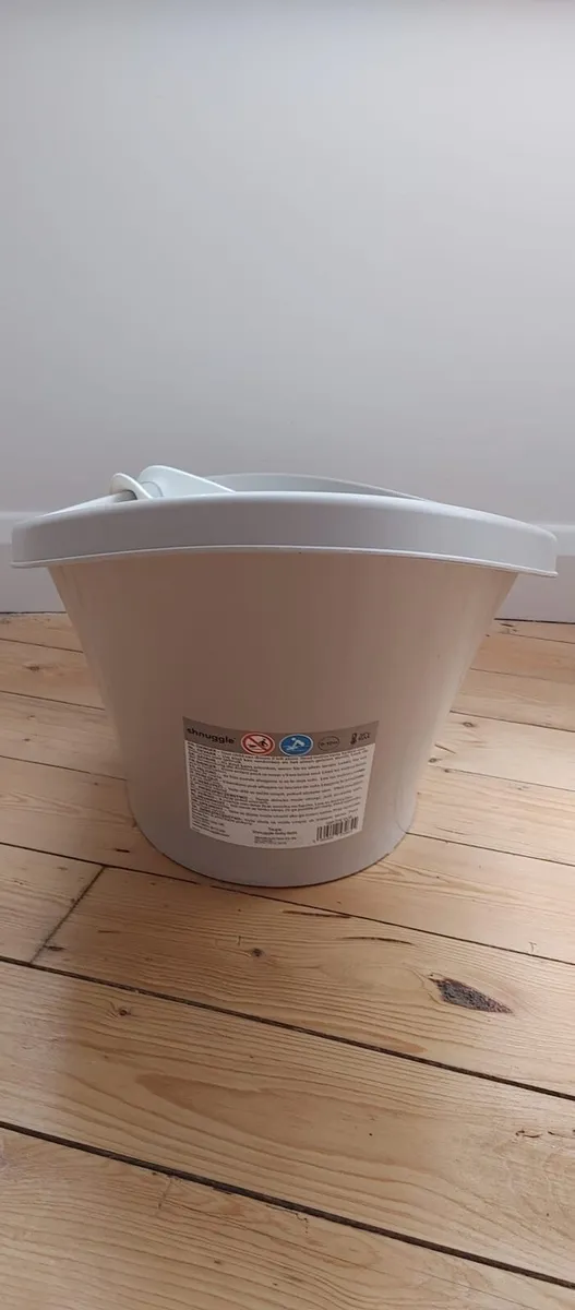 Baby mattress and bath tub - Image 2