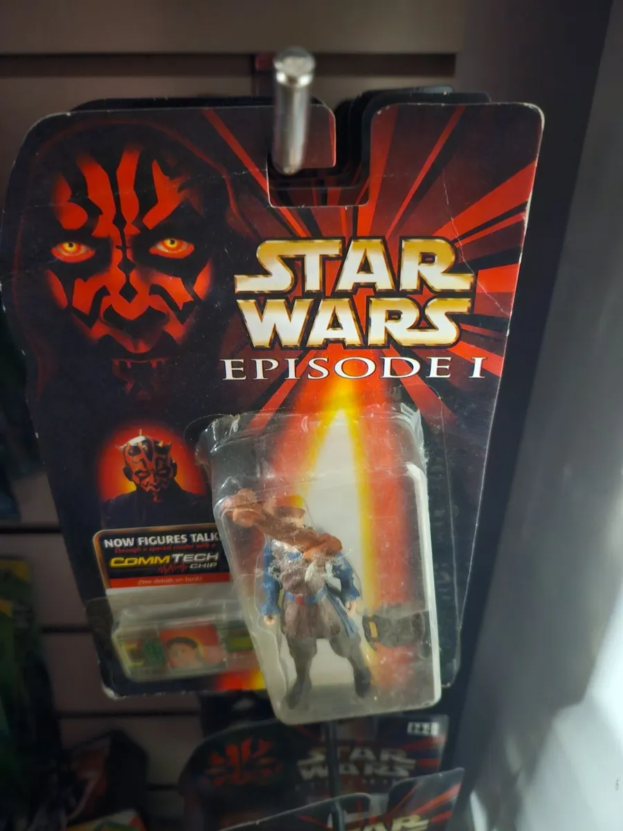 Star Wars Knock off Figure