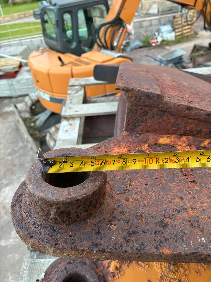 GEITH 45mm pin drain bucket 3cx or 6 ton - Image 3