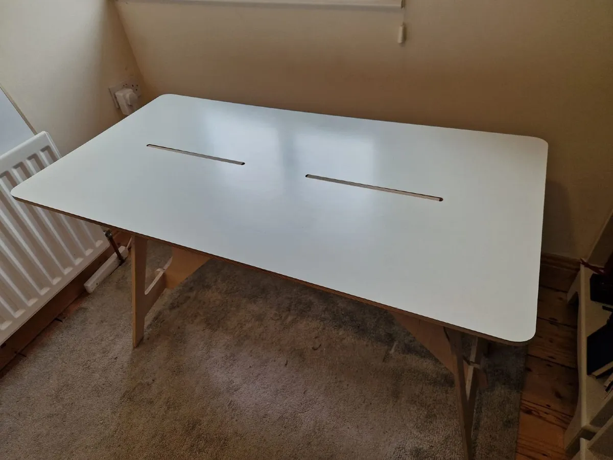 Office Desk - Image 1