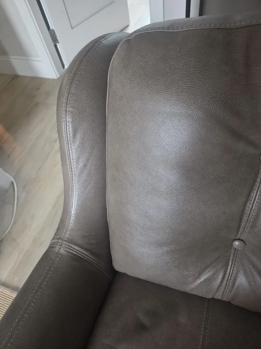 Genuine leather cudler - Image 3