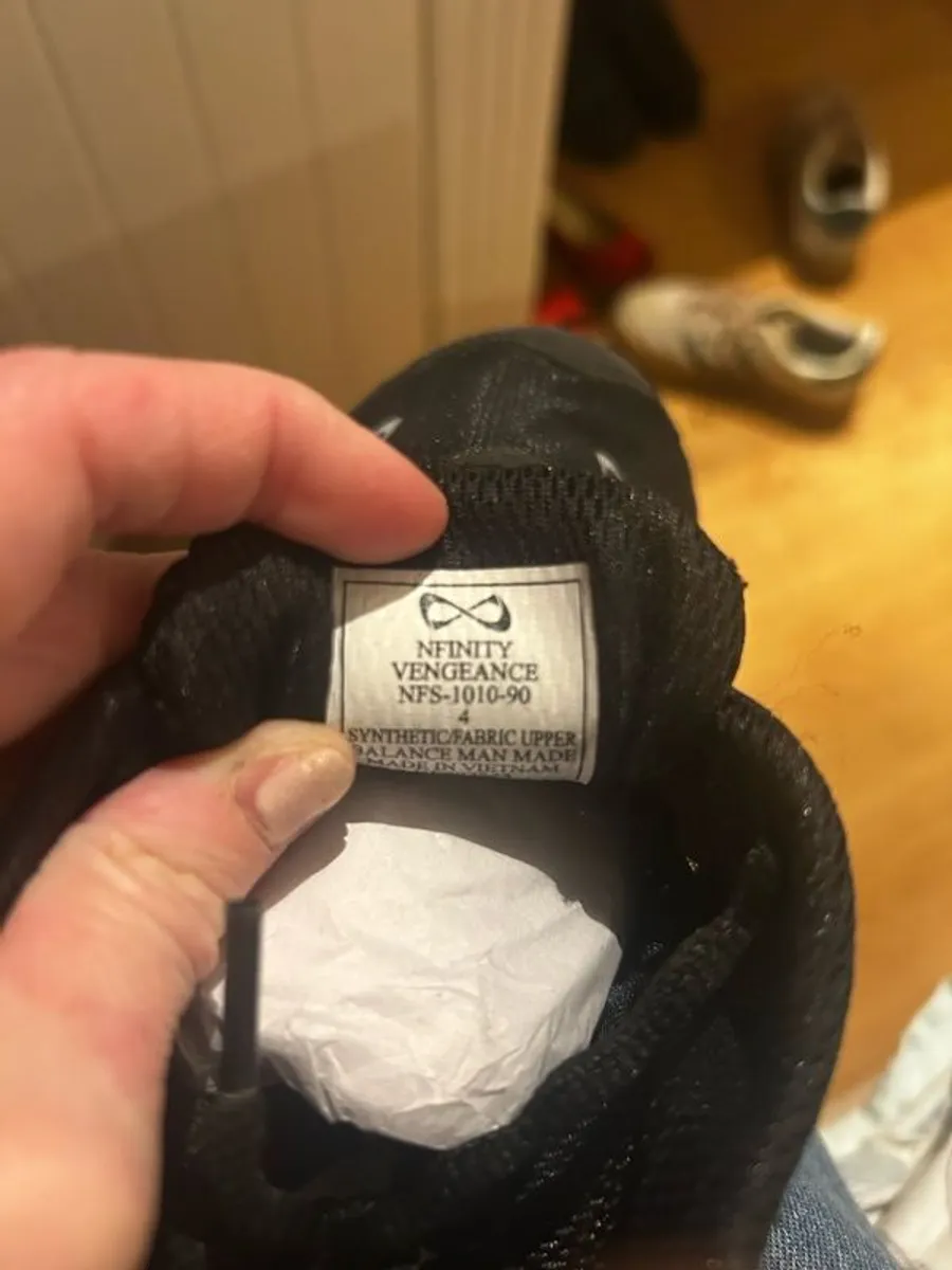 Nfinity cheerleading shoes - Image 2