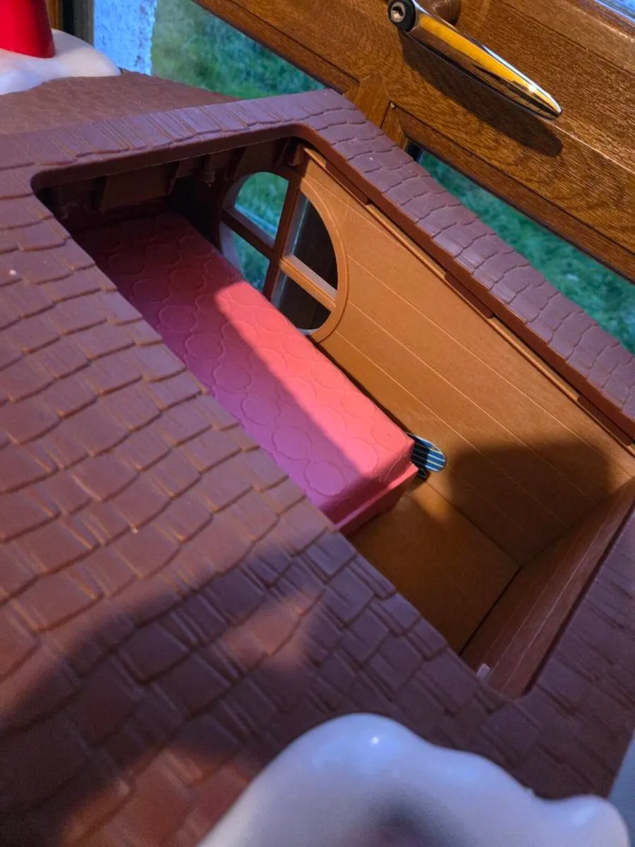 Child's Doll house - Image 3